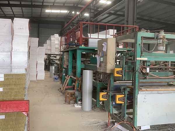 彩鋼板的特性是什么？